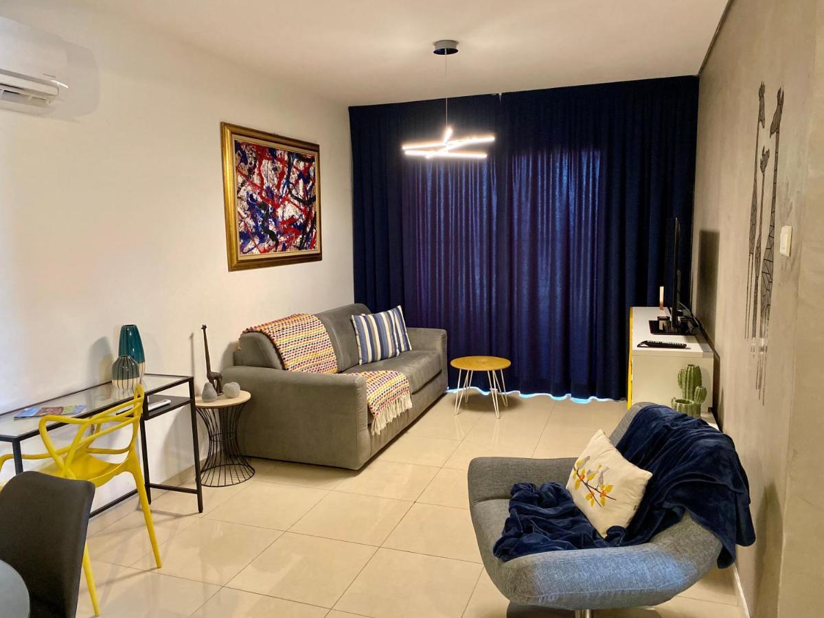 Fat Cow Apartment 101 Larnaca Exterior photo